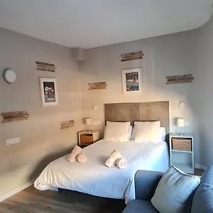 Urban Triana Apartment Seville